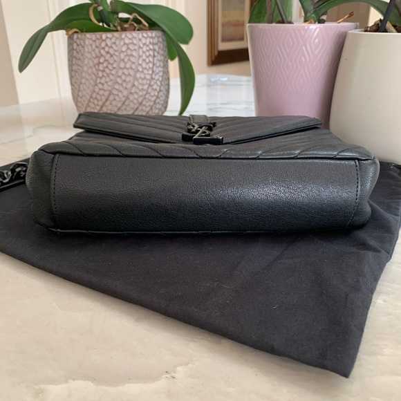 YSL Medium College Bag in Black Sold - Picture 10 of 16